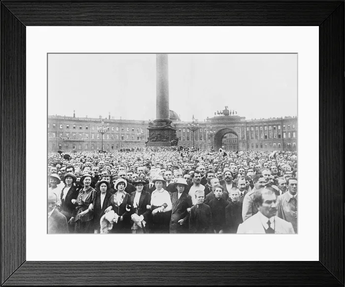 Framed Print : People Rally in Palace Square Framed Print : People Rally in Palace Square
