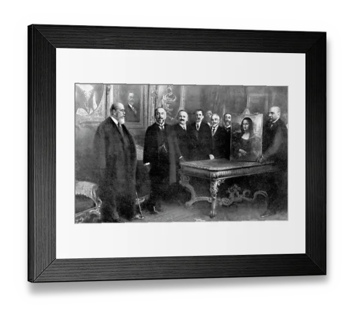 Framed Print : Italian Officials Transferring Mona Lisa Back to France Framed Print : Italian Officials Transferring Mona Lisa Back to France