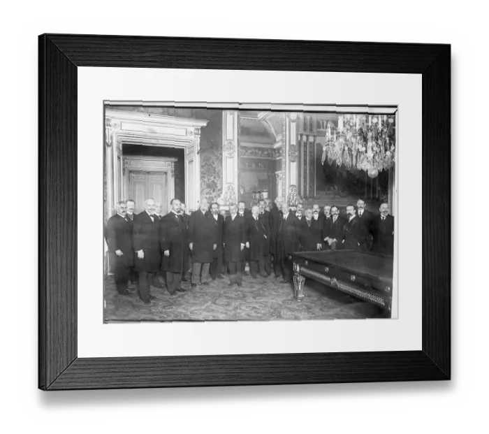 Framed Print : Peace Delegates Pose for Group Portrait Framed Print : Peace Delegates Pose for Group Portrait