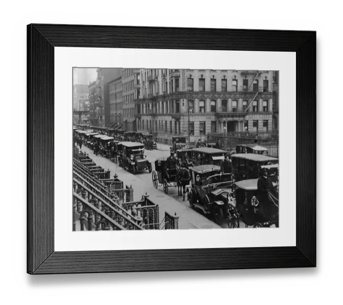Framed Print : Long Procession of J. P. Morgan Funeral Goers Framed Print : Long Procession of J. P. Morgan Funeral Goers