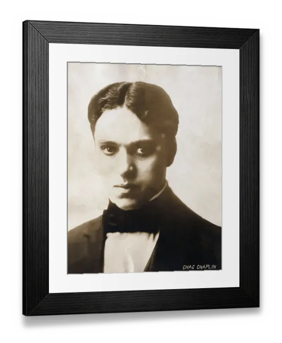 Framed Print : Charlie Chaplin Framed Print : Charlie Chaplin