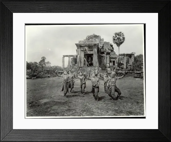 Framed Print : Angkor Temple Dancers