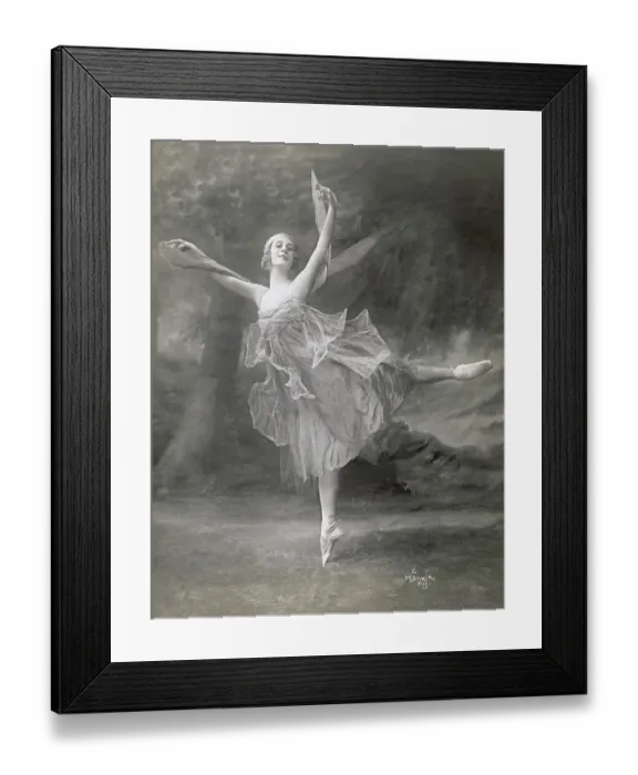 Framed Print : Anna Pavlova Dancing Framed Print : Anna Pavlova Dancing