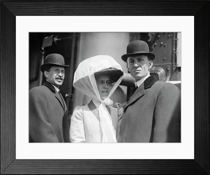 Framed Print : Orville, Wilbur and Katharine Wright Framed Print : Orville, Wilbur and Katharine Wright