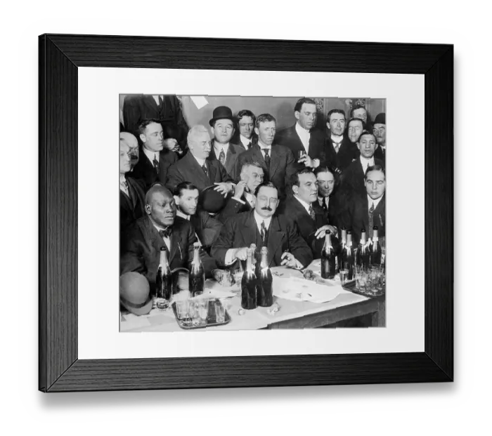 Framed Print : Jack Johnson, Hype Igoe, Geo. Little, Honest John Kelly cartoonist Tad. Jeffries, John Murphy, Sam Berger and Abe Attell Framed Print : Jack Johnson, Hype Igoe, Geo. Little, Honest John Kelly cartoonist Tad. Jeffries, John Murphy, Sam Berger and Abe Attell