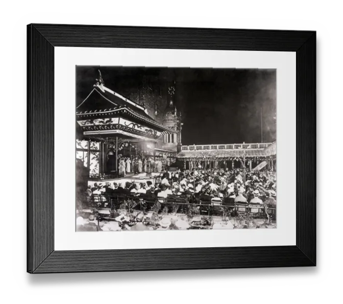 Framed Print : Madison Square Garden Theater Framed Print : Madison Square Garden Theater