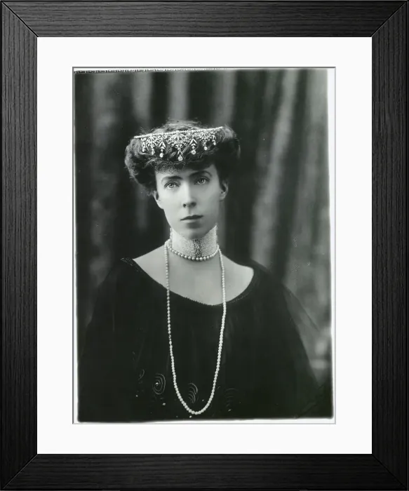 Framed Print : Portrait of Queen Elizabeth of Belgium Framed Print : Portrait of Queen Elizabeth of Belgium