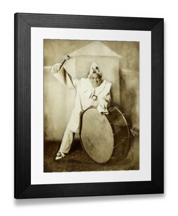 Framed Print : Enrico Caruso as Pagliacci Framed Print : Enrico Caruso as Pagliacci