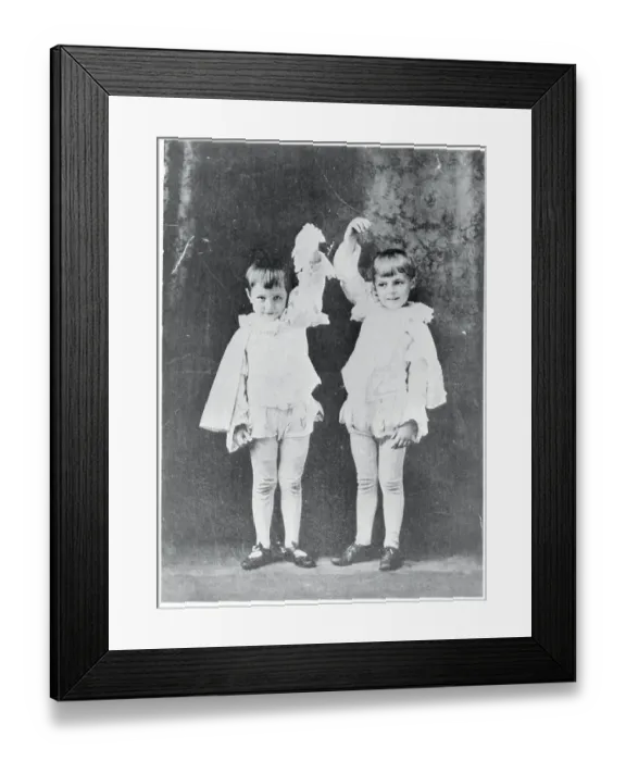 Framed Print : Young Actor Frederic March and Costar in Costume Framed Print : Young Actor Frederic March and Costar in Costume