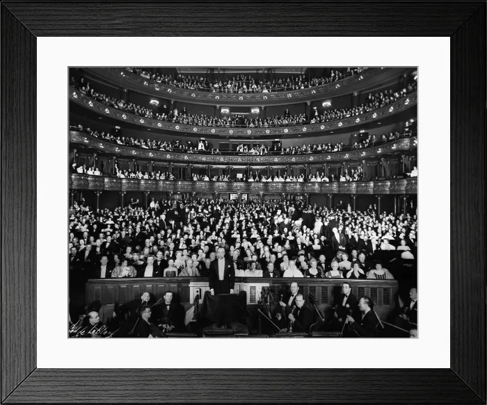 Framed Print : Metropolitan Opera Framed Print : Metropolitan Opera