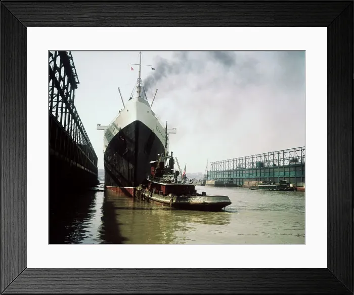 Framed Print : Queen Mary Leaving New York City Pier Framed Print : Queen Mary Leaving New York City Pier