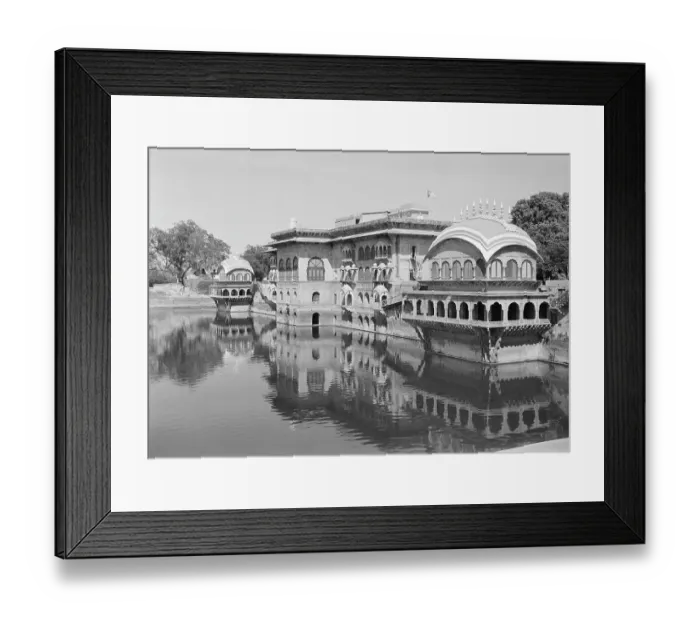 Framed Print : Bettmann Archive Framed Print : Bettmann Archive
