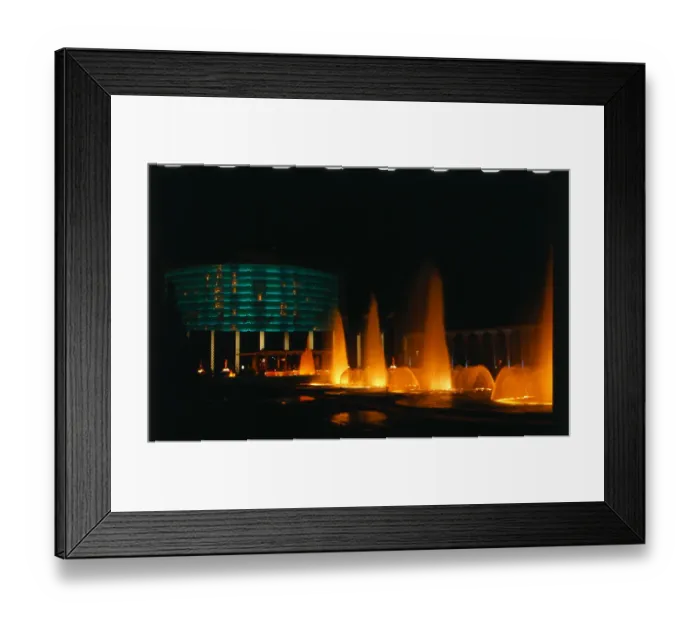 Framed Print : Nighttime View of Caesars Palace Hotel and Fountains Framed Print : Nighttime View of Caesars Palace Hotel and Fountains