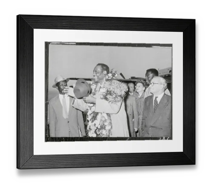 Framed Print : Paul Robeson Being Greeted by Hungarian Committee President Framed Print : Paul Robeson Being Greeted by Hungarian Committee President