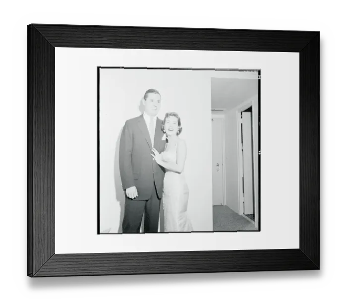 Framed Print : Gloria de Haven and Dick Fincher Announce Engagement Framed Print : Gloria de Haven and Dick Fincher Announce Engagement