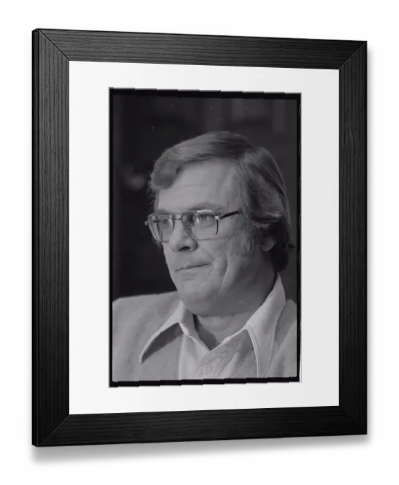 Framed Print : Kansas City Chiefs Coach Tom Bettis Framed Print : Kansas City Chiefs Coach Tom Bettis