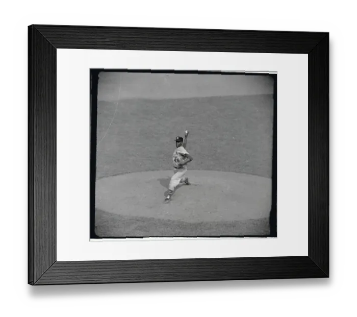Framed Print : Bob Gibson in Position Framed Print : Bob Gibson in Position
