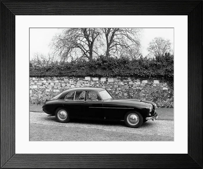 Framed Print : Side View Of The Bristol 405 Saloon Framed Print : Side View Of The Bristol 405 Saloon