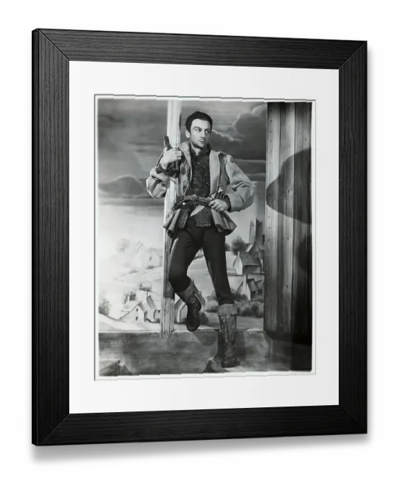Framed Print : John Gielgud in The Lady's Not for Burning Framed Print : John Gielgud in The Lady's Not for Burning