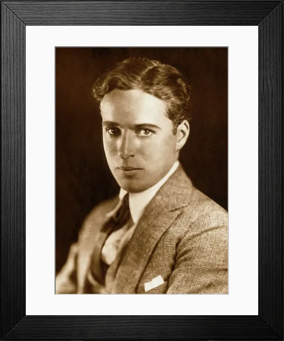 Framed Print : Charlie Chaplin Framed Print : Charlie Chaplin