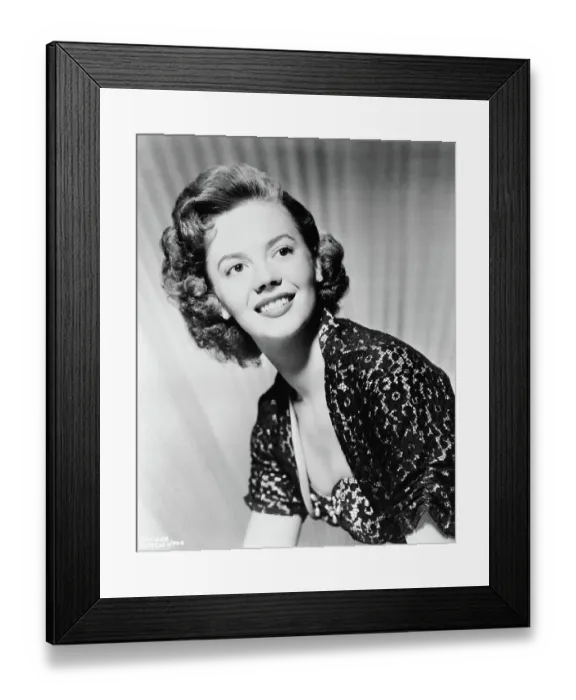 Framed Print : Portrait of Natalie Wood Framed Print : Portrait of Natalie Wood