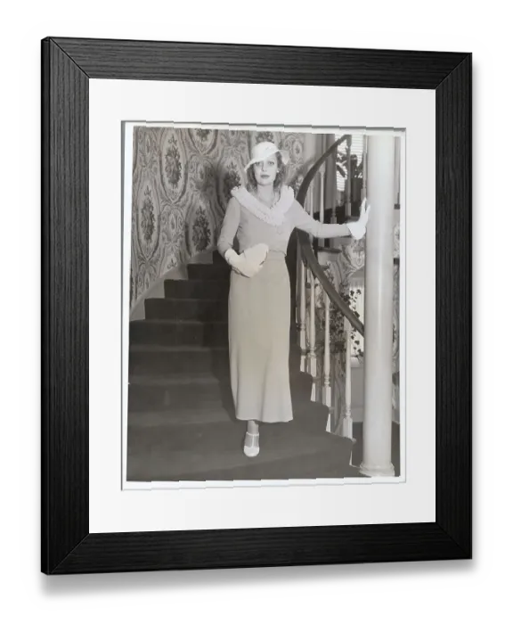 Framed Print : Portrait of Loretta Young Framed Print : Portrait of Loretta Young