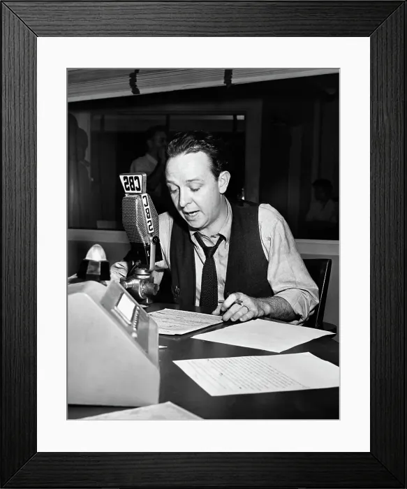 Framed Print : John Daly Making an Announcement Framed Print : John Daly Making an Announcement