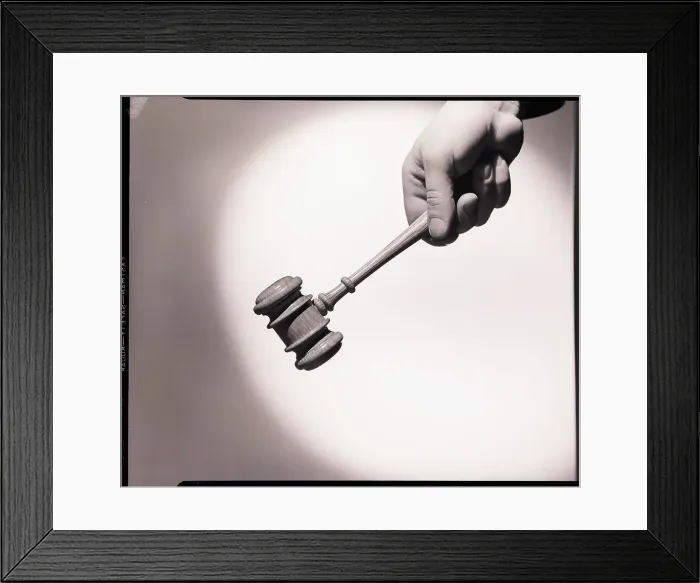 Framed Print : Judge's Hand Hammering Gavel Framed Print : Judge's Hand Hammering Gavel
