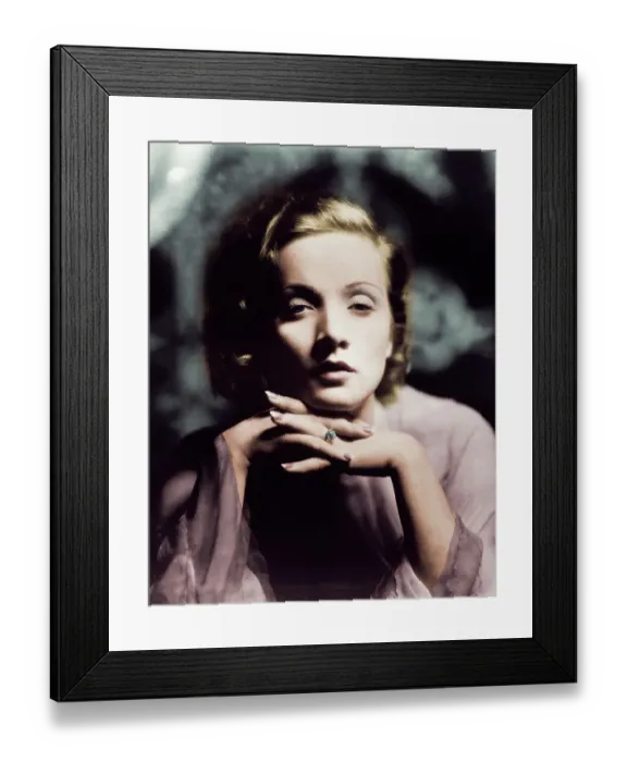 Framed Print : Marlene Dietrich Portrait Framed Print : Marlene Dietrich Portrait