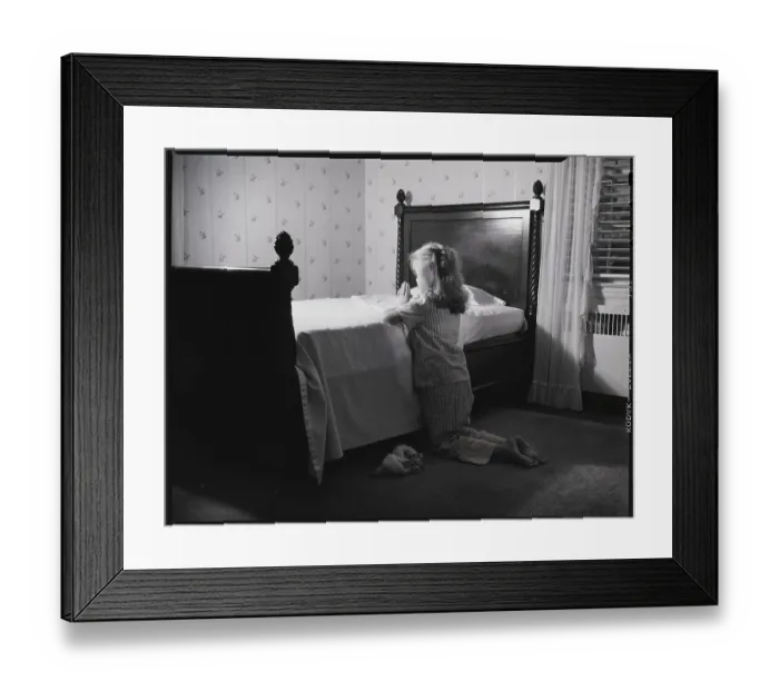 Framed Print : Little Girl Saying Bed Time Prayers