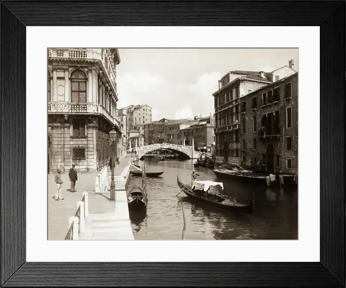 Framed Print : General View Grand Canal Bridge & Boat Framed Print : General View Grand Canal Bridge & Boat