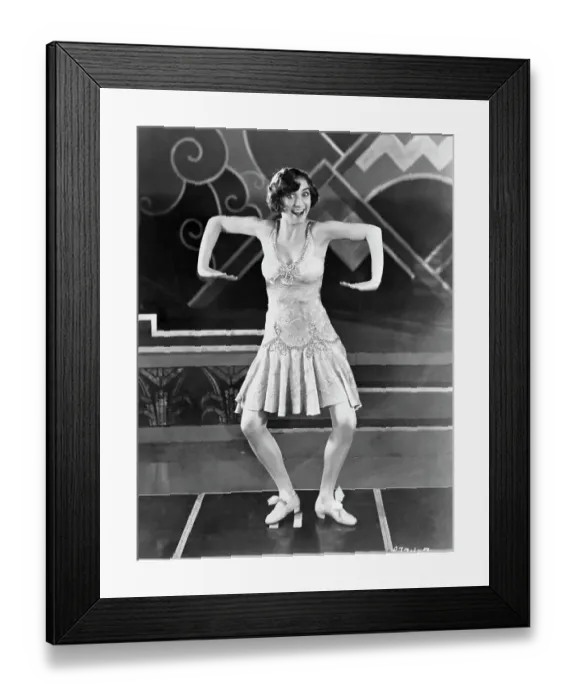 Framed Print : Woman Burlesque Contortionist In Pose Framed Print : Woman Burlesque Contortionist In Pose