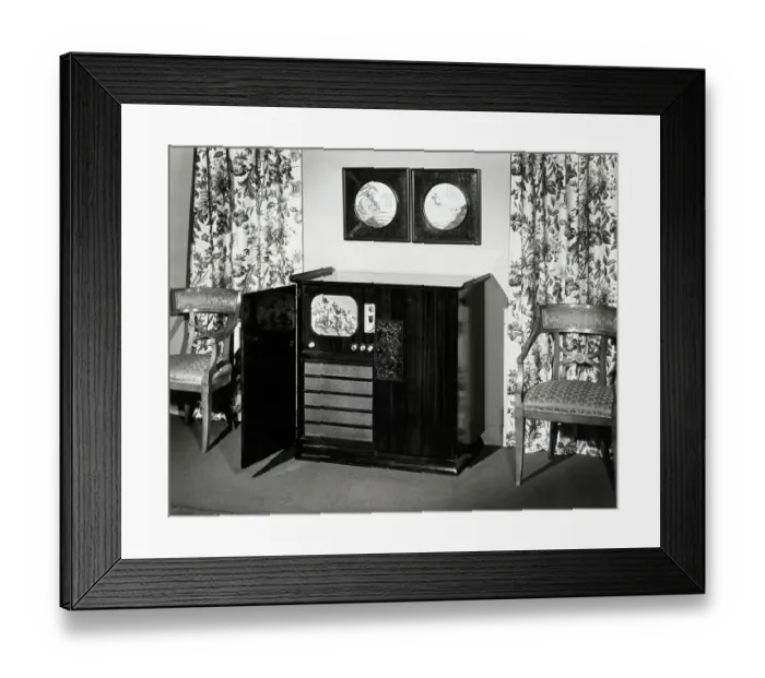 Framed Print : Cabinet Console Tv Showing Football Game Framed Print : Cabinet Console Tv Showing Football Game