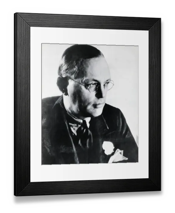 Framed Print : Damon Runyon Head And Shoulders Photo Framed Print : Damon Runyon Head And Shoulders Photo