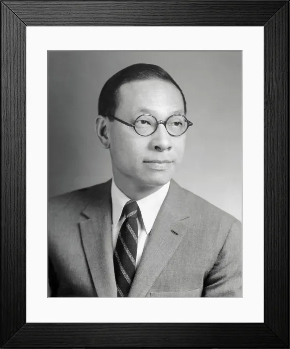 Framed Print : Portrait of Ieoh Ming Pei Wearing Eyeglasses Framed Print : Portrait of Ieoh Ming Pei Wearing Eyeglasses