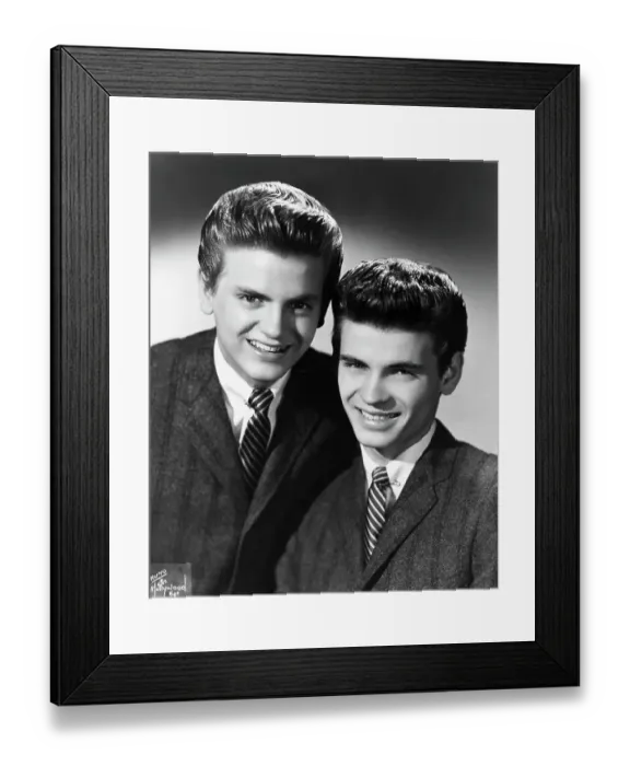 Framed Print : Phil & Don Everly in Publicity Portrait Framed Print : Phil & Don Everly in Publicity Portrait