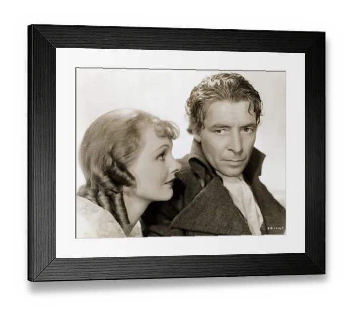 Framed Print : Ron Coleman & Elizabeth Allen Close-Up Framed Print : Ron Coleman & Elizabeth Allen Close-Up