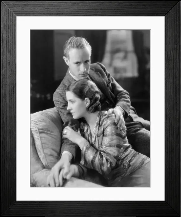 Framed Print : Norma Shearer Posing W / Leslie Howard Framed Print : Norma Shearer Posing W / Leslie Howard