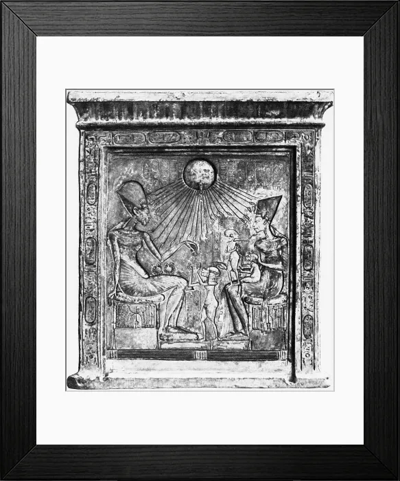 Framed Print : Akhenaton and Nefertiti with Their Three Children Framed Print : Akhenaton and Nefertiti with Their Three Children