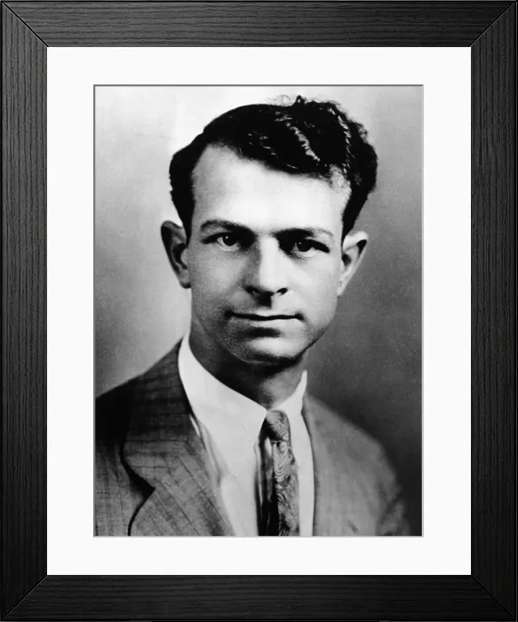 Framed Print : Dr Linus Pauling As Young Professor Framed Print : Dr Linus Pauling As Young Professor