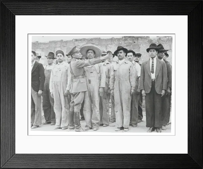 Framed Print : Lieutenant Giving Orders Framed Print : Lieutenant Giving Orders