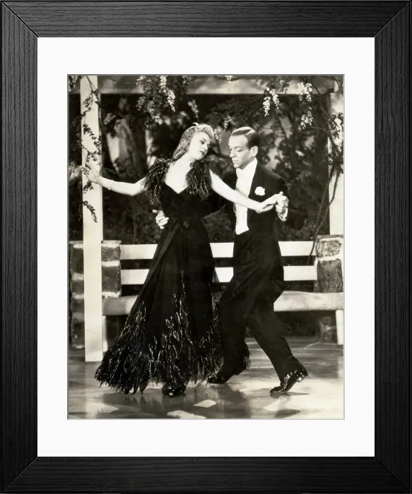 Framed Print : Fred Astaire And Ginger Rogers Dancing Framed Print : Fred Astaire And Ginger Rogers Dancing