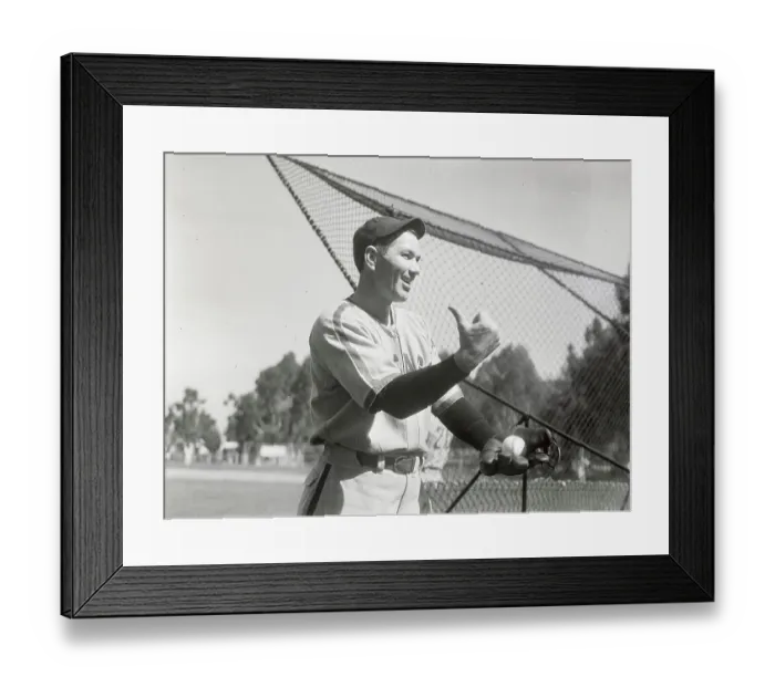 Framed Print : Dizzy Dean with Thumbs Up Framed Print : Dizzy Dean with Thumbs Up