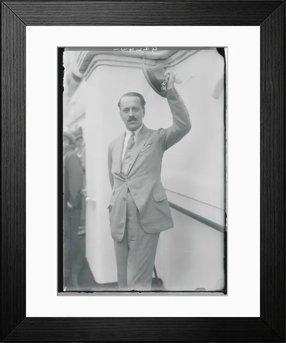 Framed Print : Count Skrzynski Waving His Hat