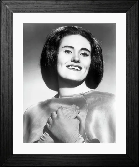 Framed Print : Singer Joan Sutherland Framed Print : Singer Joan Sutherland