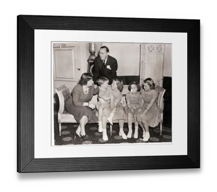 Framed Print : Queen Juliana with Dauhgters and Prince Framed Print : Queen Juliana with Dauhgters and Prince