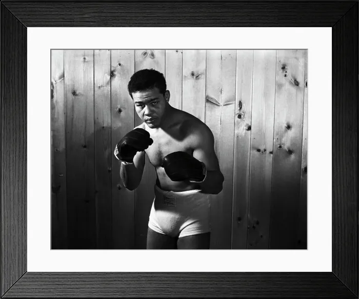 Framed Print : Joe Louis in Boxnig Pose Framed Print : Joe Louis in Boxnig Pose