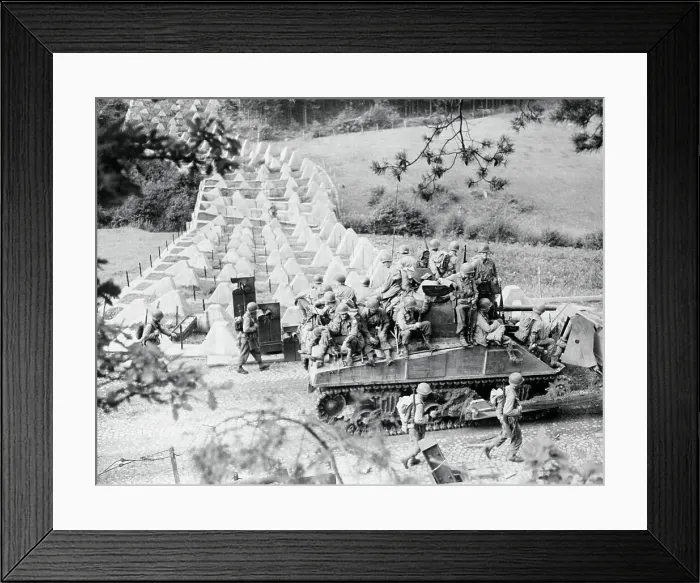 Framed Print : UP.SE. Soldiers on the SE Line Framed Print : UP.SE. Soldiers on the SE Line