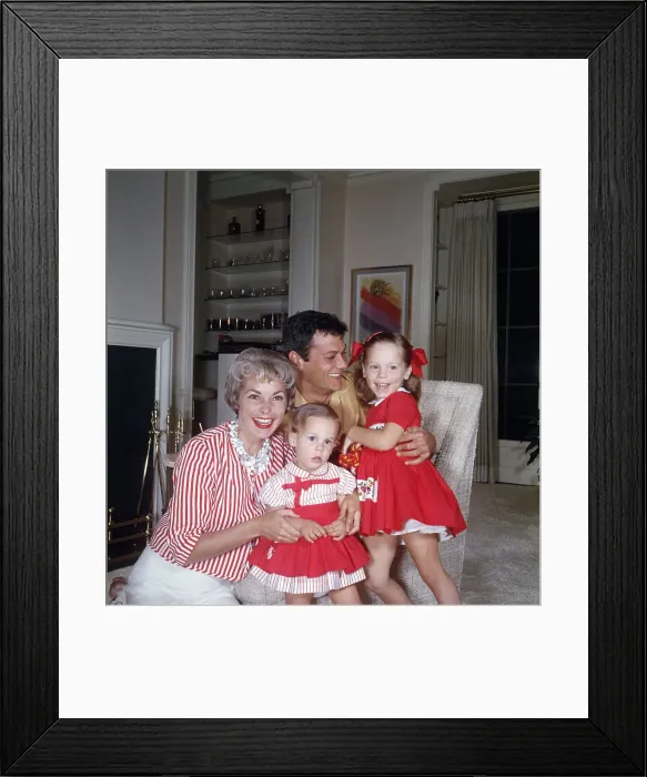 Framed Print : Tony Curtis with Janet Leigh and Children Framed Print : Tony Curtis with Janet Leigh and Children