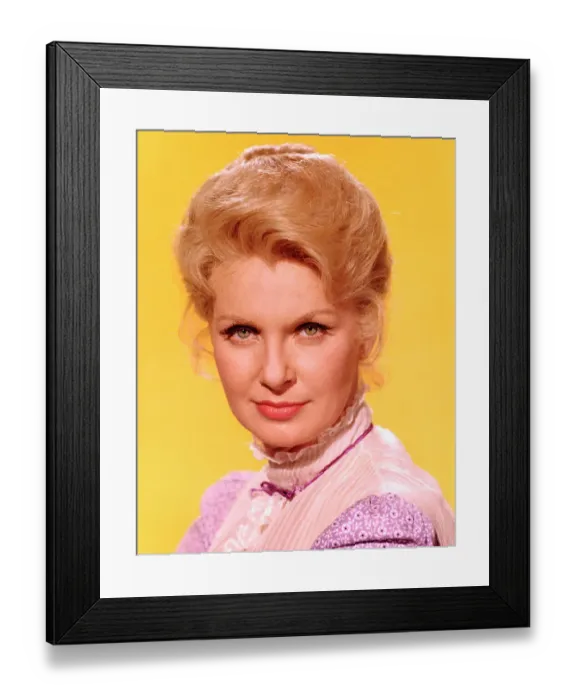Framed Print : Portrait of Joanne Woodward Framed Print : Portrait of Joanne Woodward